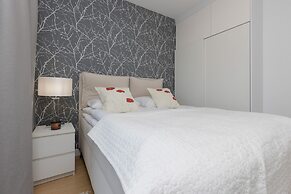 Studio Wola With Parking by Renters