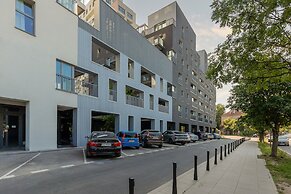 Studio Wola With Parking by Renters