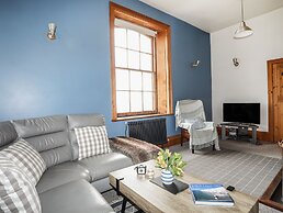 West Point Lynas Lighthouse Keeper's Cottage