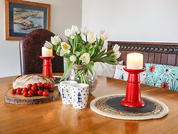 West Point Lynas Lighthouse Keeper's Cottage