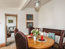 West Point Lynas Lighthouse Keeper's Cottage