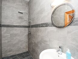 West Point Lynas Lighthouse Keeper's Cottage