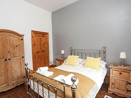 West Point Lynas Lighthouse Keeper's Cottage