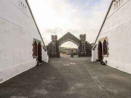 East Point Lynas Lighthouse Keeper's Cottage