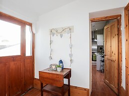 East Point Lynas Lighthouse Keeper's Cottage