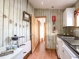 East Point Lynas Lighthouse Keeper's Cottage