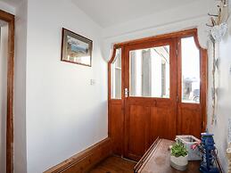 East Point Lynas Lighthouse Keeper's Cottage