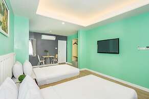 Metro Link Ratchada Hotel