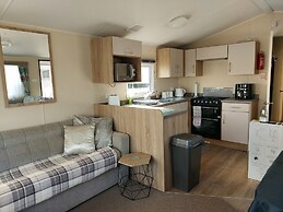 2 Brightholme 6 Berth With Decking & Enclosed Gard