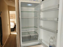 2 Brightholme 6 Berth With Decking & Enclosed Gard