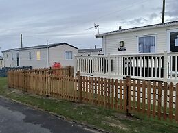 2 Brightholme 6 Berth With Decking & Enclosed Gard