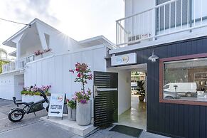 Surf Inn Boutique Backpackers