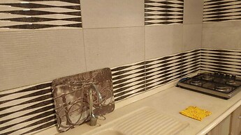 Midtown Hotel Apartments 404