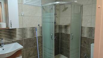 Midtown Hotel Apartments 404