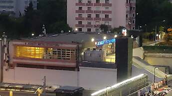 Midtown Hotel Apartments 404