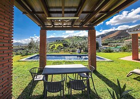 Paredones I Villa Rural Caminito del Rey