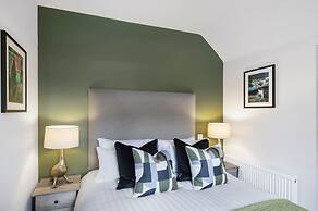 The Woodside Apartments