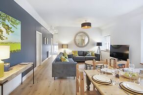 The Woodside Apartments