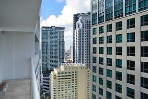 Exclusive condo at Brickell with pool