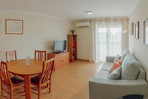 Bright Apartment by Homing