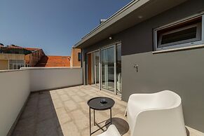 Rooftop Stylish by Homing