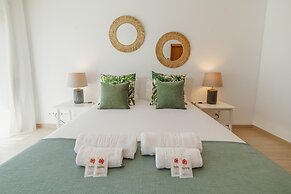 Rooftop Stylish by Homing