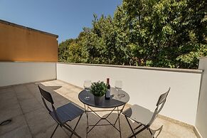 Rooftop Stylish by Homing