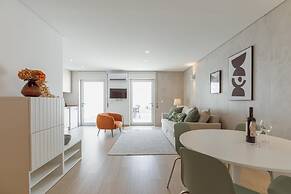 Stylish Apartment With Terrace by Homing