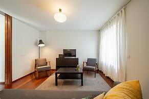 Modern Cedofeita by Homing