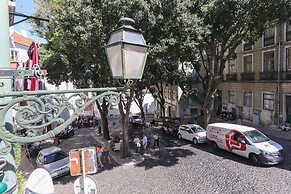 Castelo Premium II by Homing