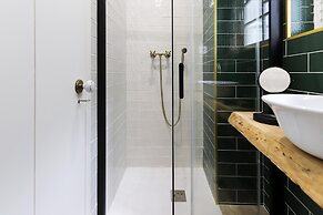 Castelo Premium II by Homing