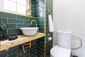 Castelo Premium II by Homing