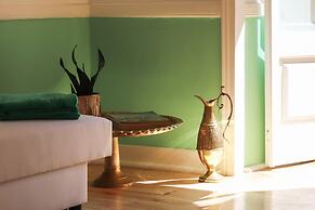 Castelo Premium II by Homing