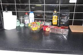 Immaculate 2-bed Apartment in Dagenham