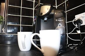 Immaculate 2-bed Apartment in Dagenham