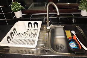 Immaculate 2-bed Apartment in Dagenham