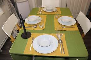 Immaculate 2-bed Apartment in Dagenham