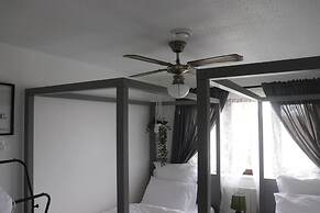 Immaculate 2-bed Apartment in Dagenham