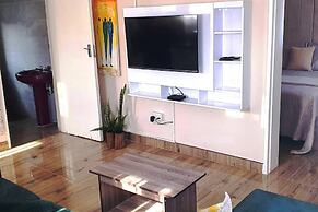 Gorgeous 1-bed Apartment in Harare