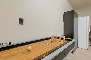Spacious A-frame Pines Cabin 12 Beds Loft Game Room