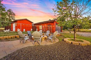 Spacious Canyon Peak Pine View Home Game Room Hot Tub