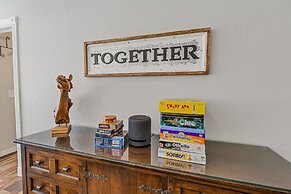 Spacious Canyon Peak Pine View Home Game Room Hot Tub