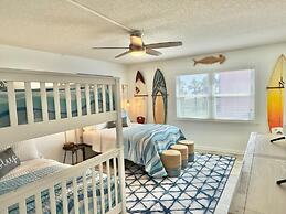 Pier Pressure Beachfront w Pool