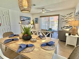 Pier Pressure Beachfront w Pool