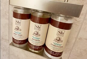 Pier Pressure Beachfront w Pool