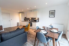 Sevenstays Ashford - 2BR Luxury Apartments