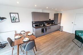 Sevenstays Ashford - 2BR Luxury Apartments