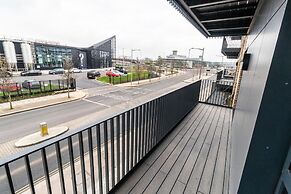 Sevenstays Ashford - 2BR Luxury Apartments