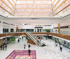 Brand New 1 Bed Apt - Seven Stays Bracknell