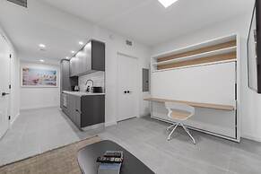 Amazing Studio Apt with Great Views Pool